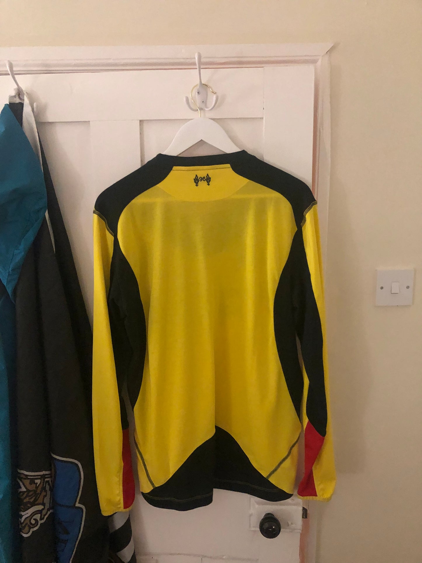 Retro Warrior Liverpool 2012/13 Goalkeeper Away Shirt Reina 25, 6/10
