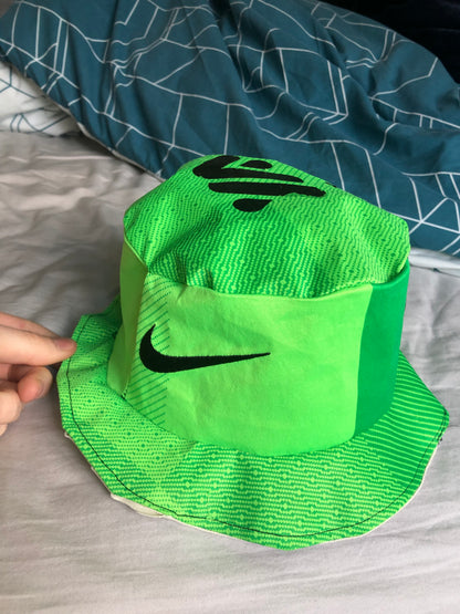 Retro Liverpool FC Reversible Bucket Hat