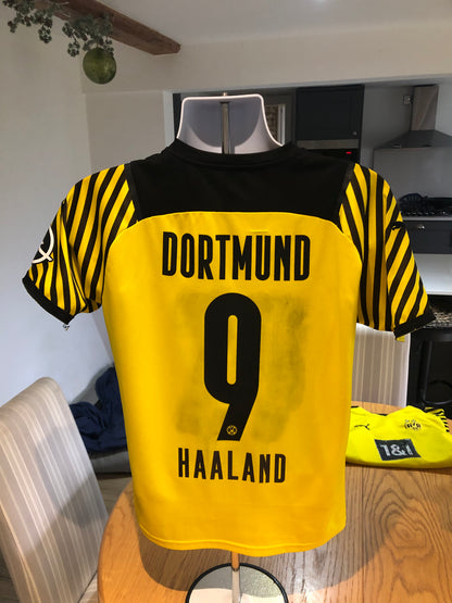 Borussia Dortmund 2021/22 Home Shirt, Haaland 9