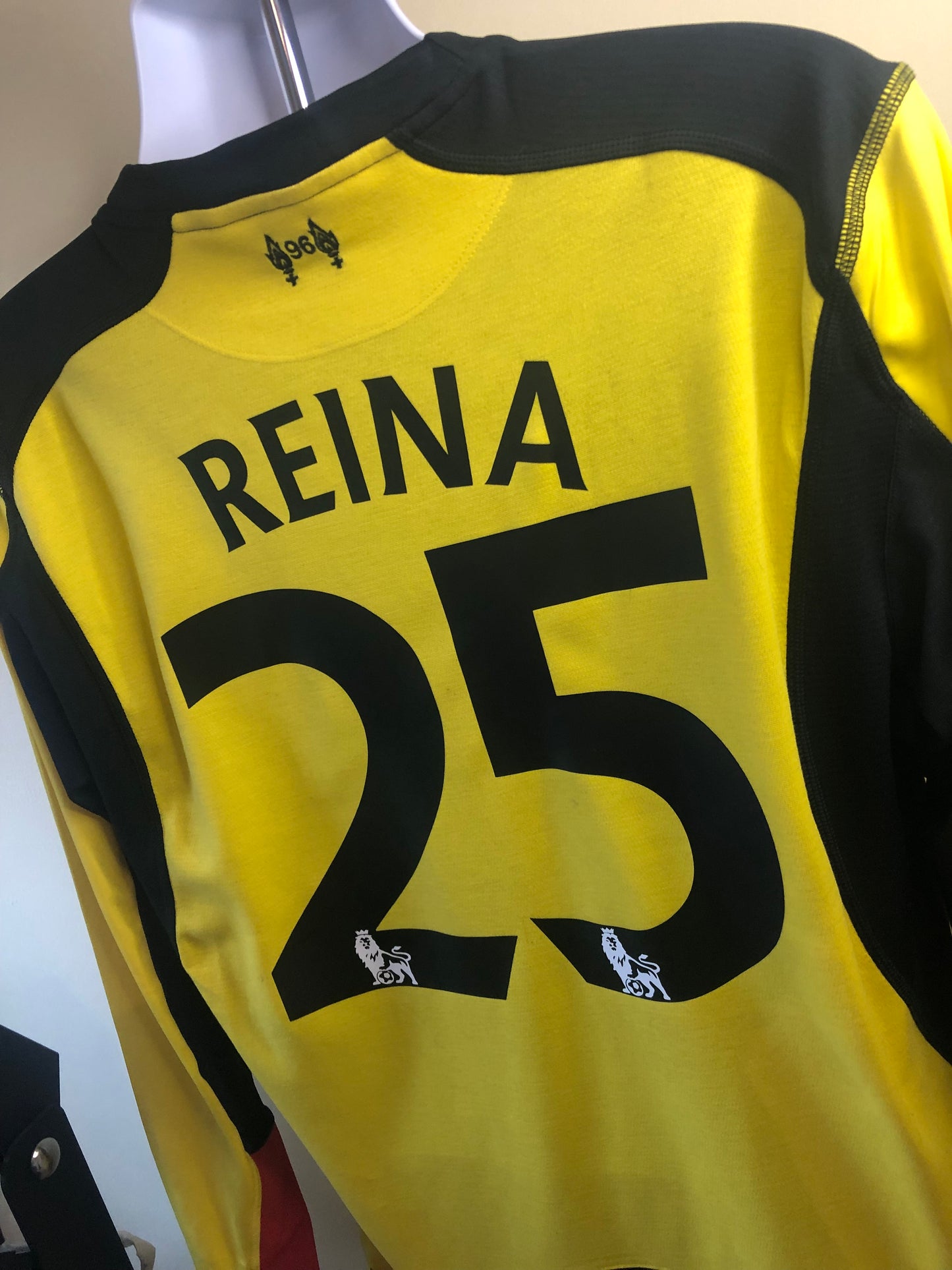 Retro Warrior Liverpool 2012/13 Goalkeeper Away Shirt Reina 25, 6/10