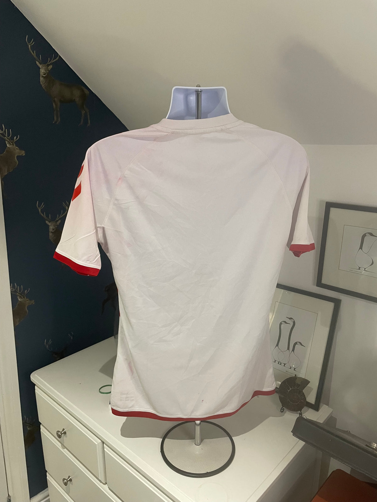 Hummel Denmark 2016/17 away shirt