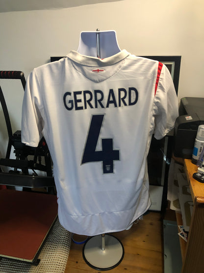 England 2006 Home Shirt, Gerrard 4