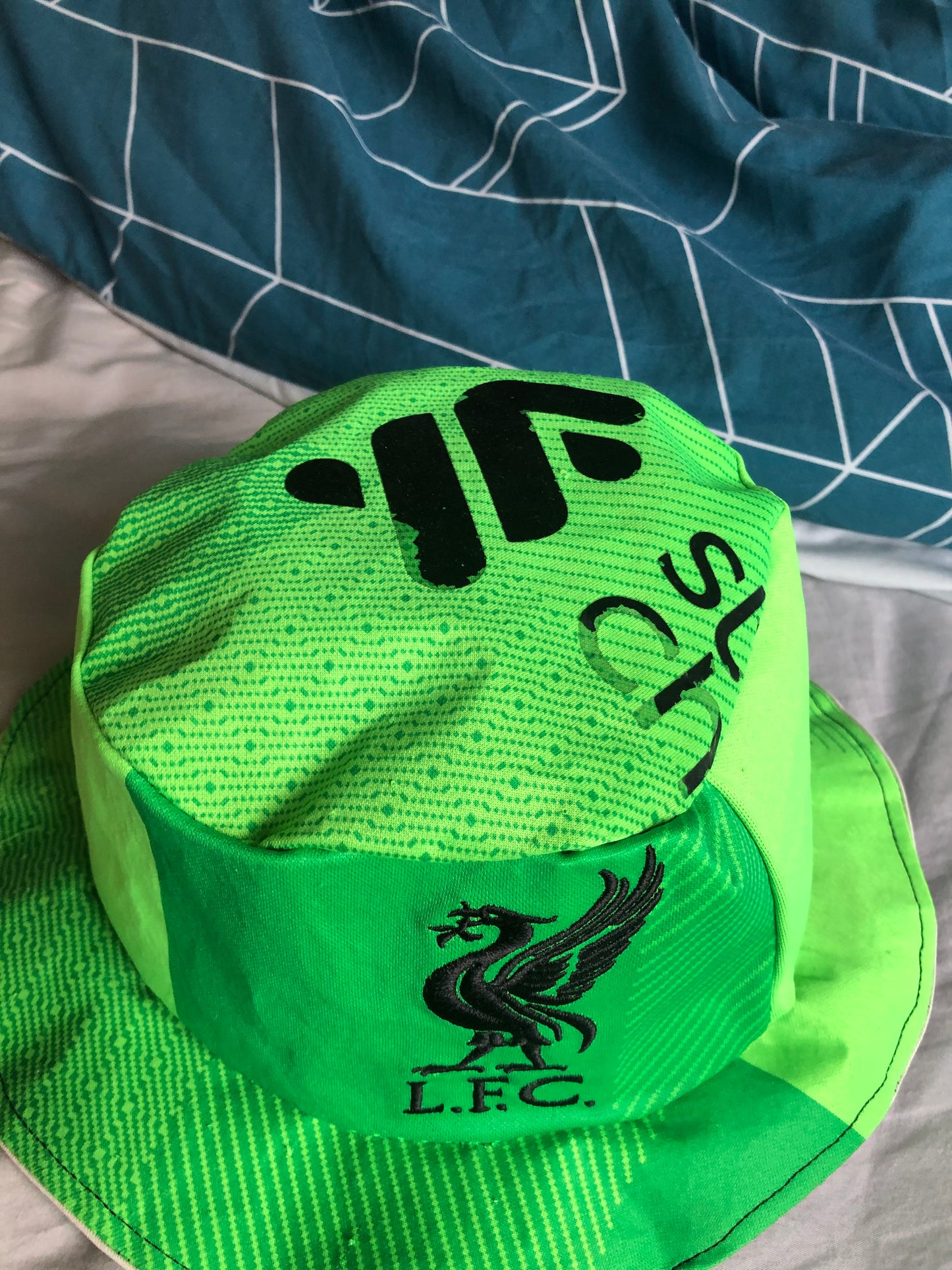 Retro Liverpool FC Reversible Bucket Hat