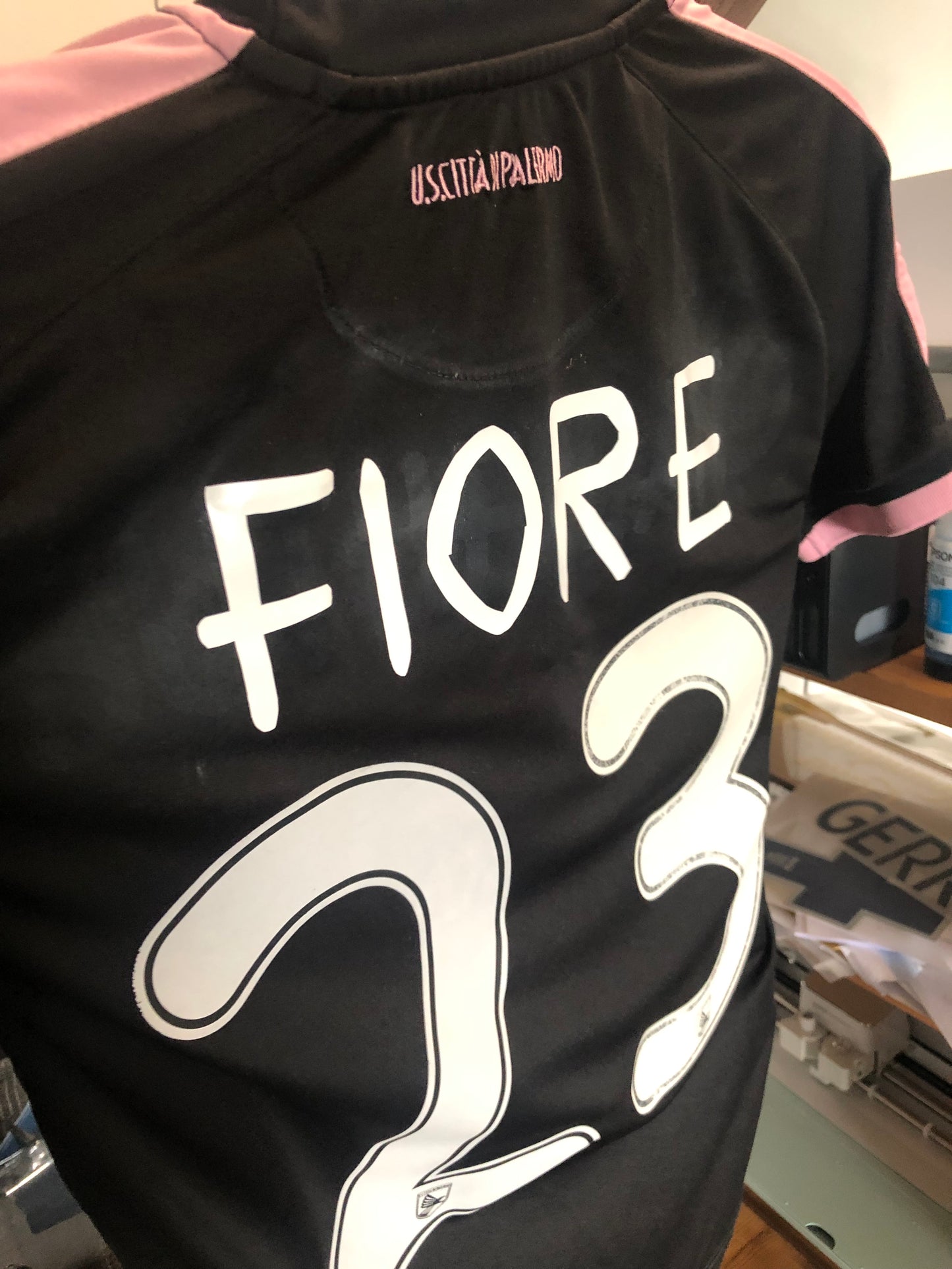 Palermo 2018/19 Away Shirt Fiore 23