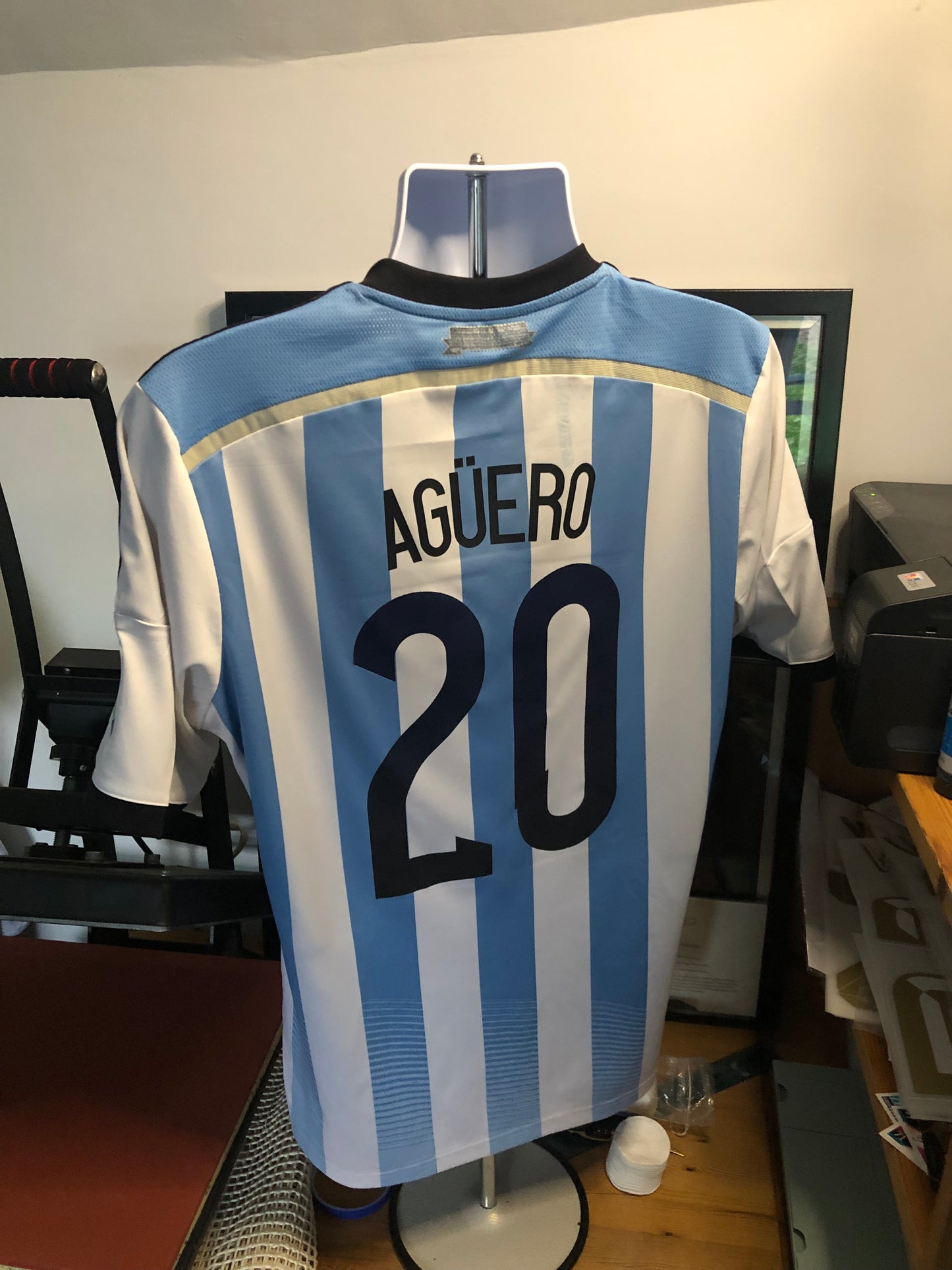 Argentina 2014 World Cup Home Shirt, Aguero 20