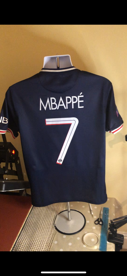 Paris Saint Germain 2020/21 Champions League Home Shirt, Mbappé 7 10/10