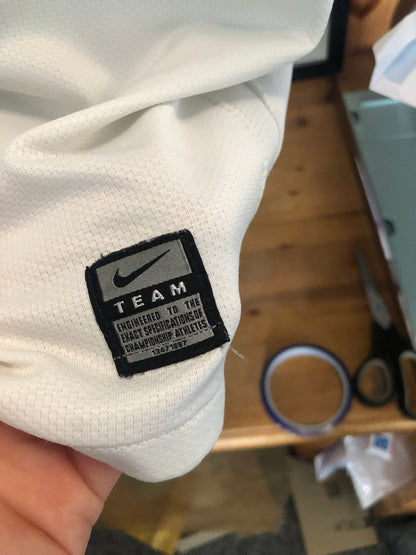 Inter Milan 2009/10 Away Shirt Balotelli 45