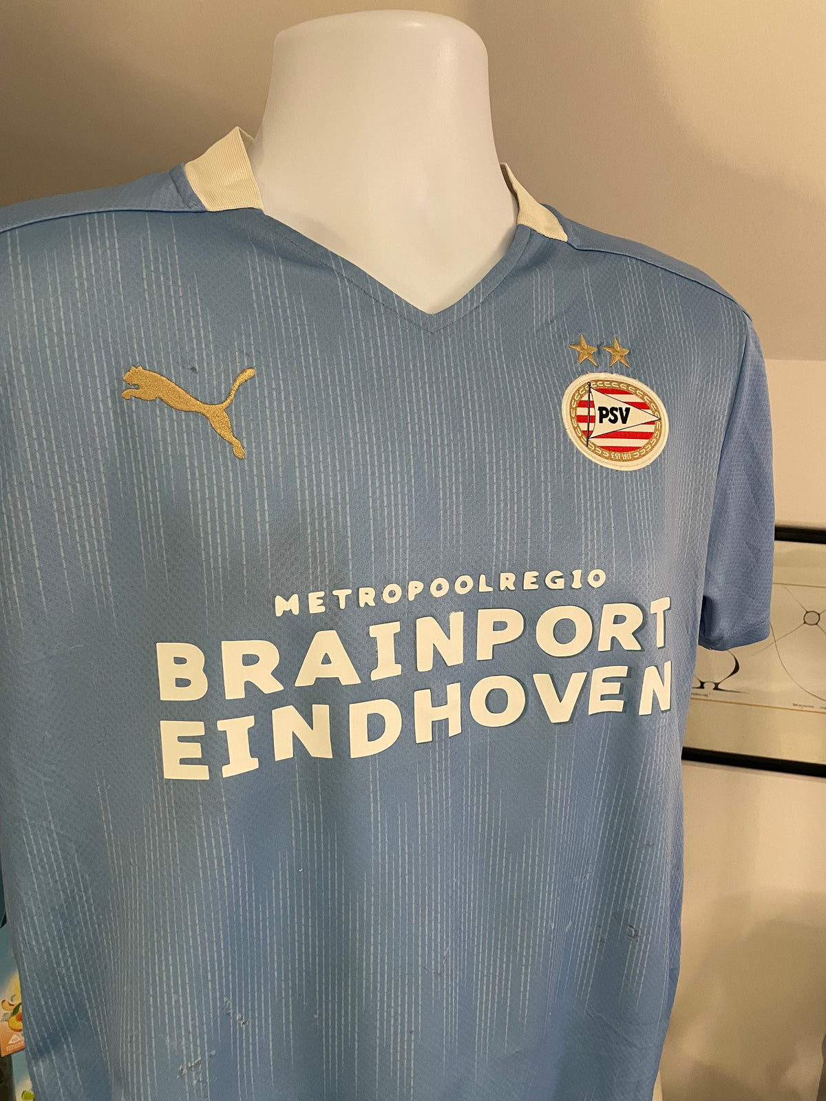PSV Eindhoven 2020/21 away shirt