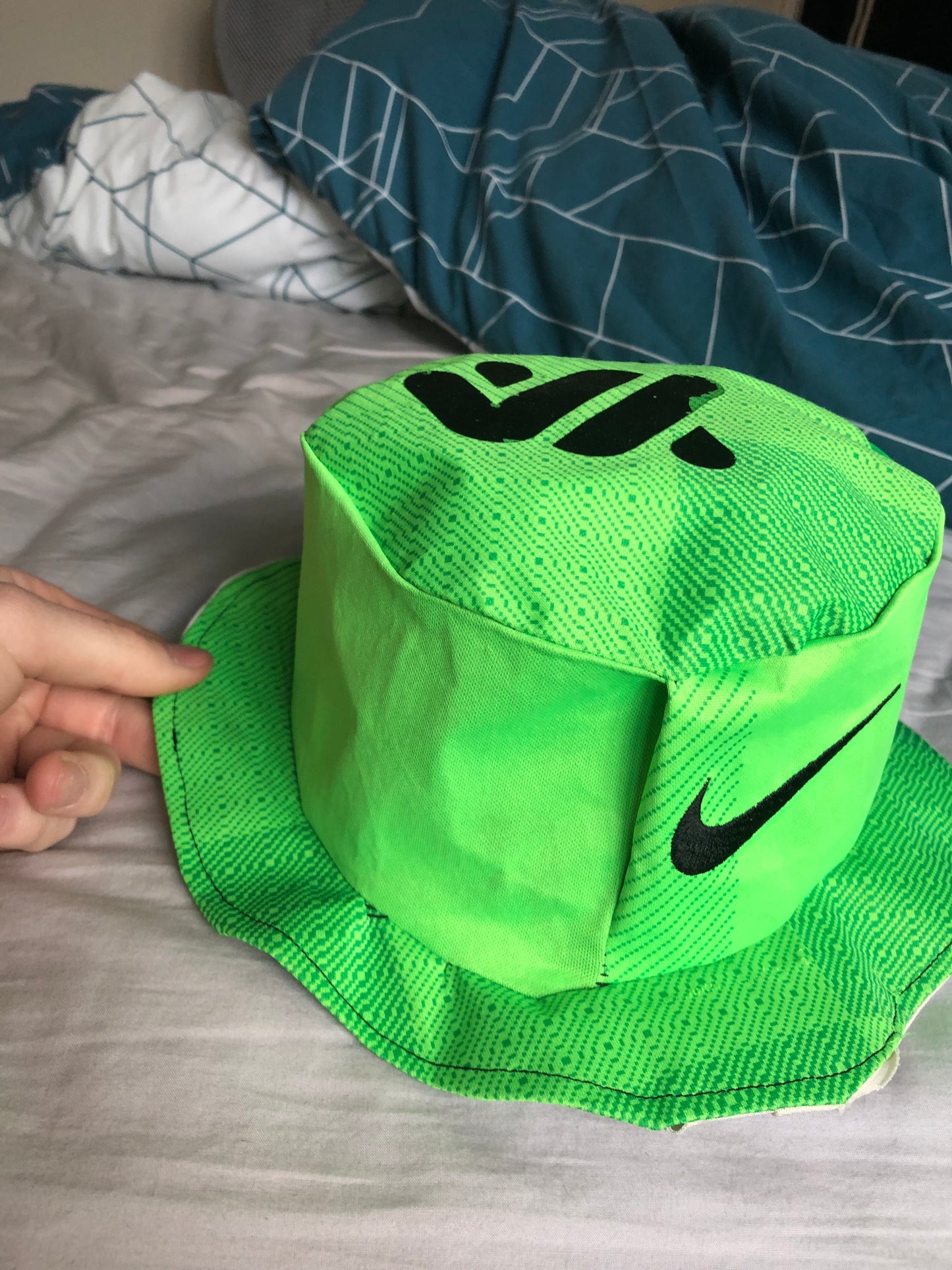 Retro Liverpool FC Reversible Bucket Hat