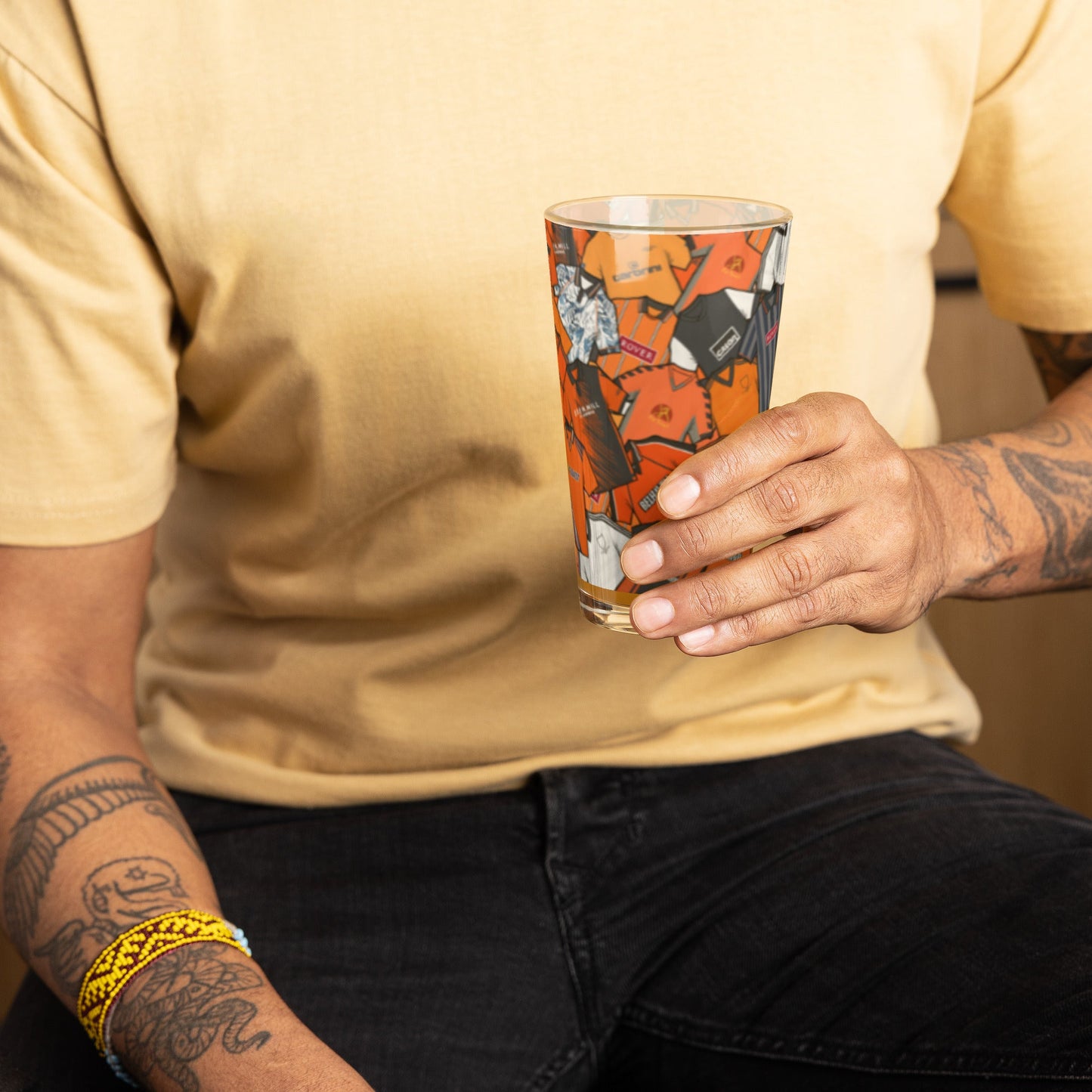 Dundee Utd Retro Inspired Jerseys Shaker Pint Glass